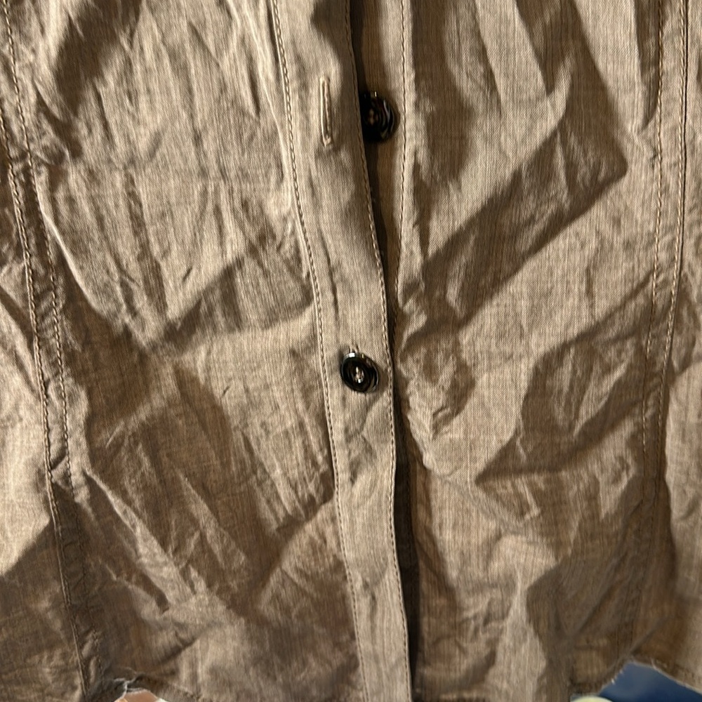 St. John Button Up. - image 4